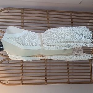 Vocal brand lace long vest off white sz small cover up duster layering piece